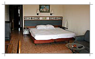 Well Appointed Room :: Ramada Beach Resort